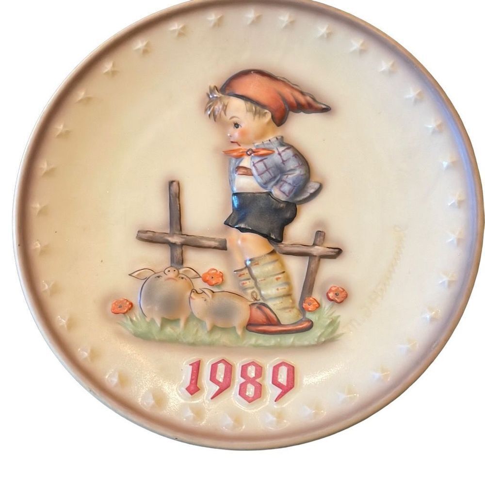 Vintage W. Goebel HUMMEL Collector Plate/ Wall Plate